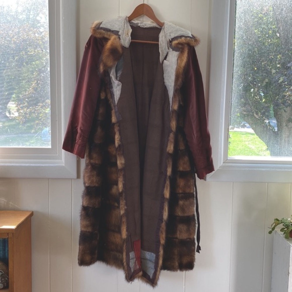Vintage Golden Fitch Fur for Restyle or Repurpose - Picture 3 of 11